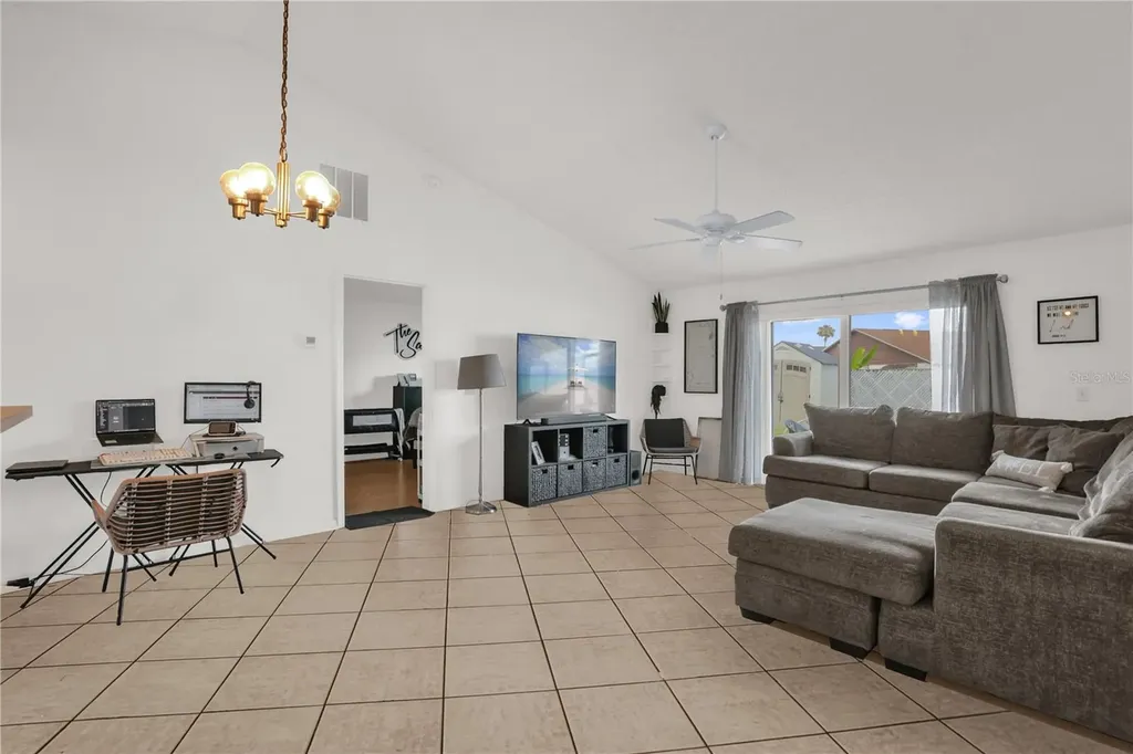 115 Coralwood Circle Kissimmee FL 34743
