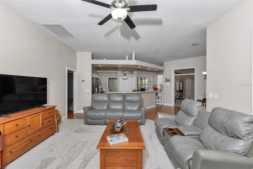 1989 NW 111th Loop Ocala FL 34475