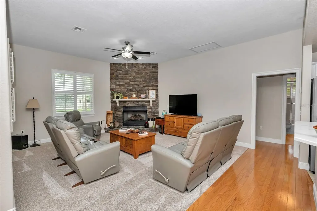 1989 NW 111th Loop Ocala FL 34475