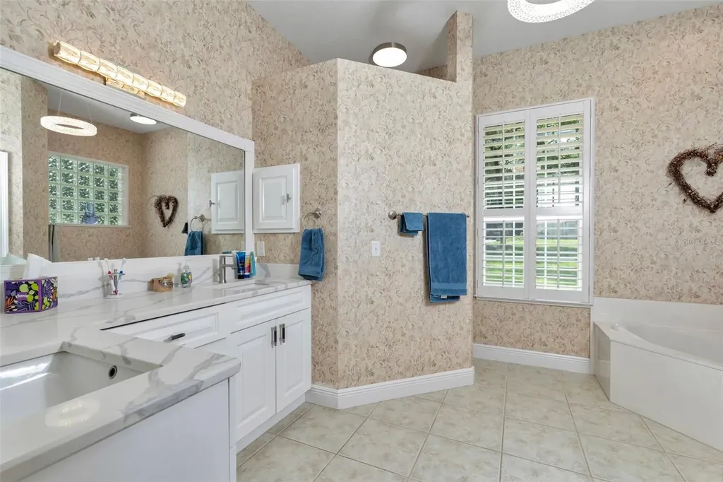 1989 NW 111th Loop Ocala FL 34475