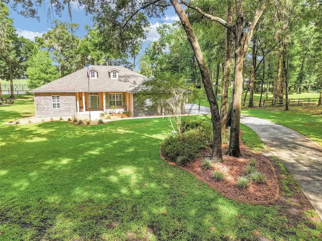 1989 NW 111th Loop Ocala FL 34475
