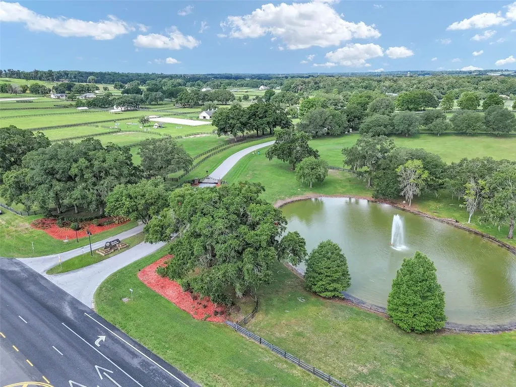 1989 NW 111th Loop Ocala FL 34475