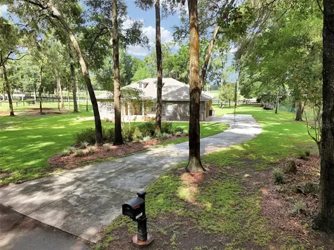 1989 NW 111th Loop Ocala FL 34475