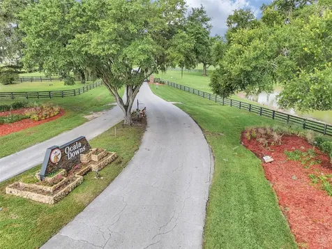 1989 NW 111th Loop Ocala FL 34475