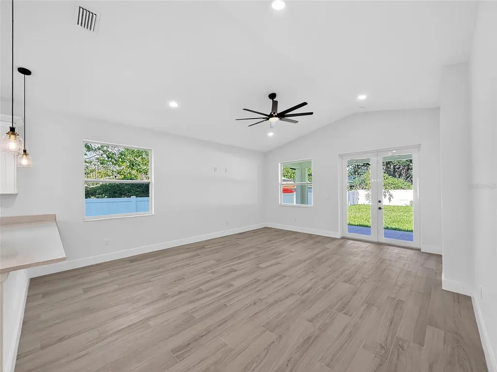 8409 N Rome Avenue Tampa FL 33604