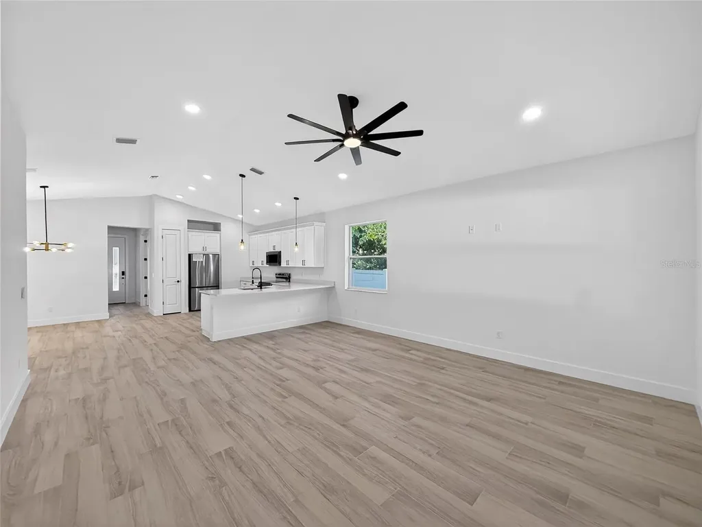 8409 N Rome Avenue Tampa FL 33604