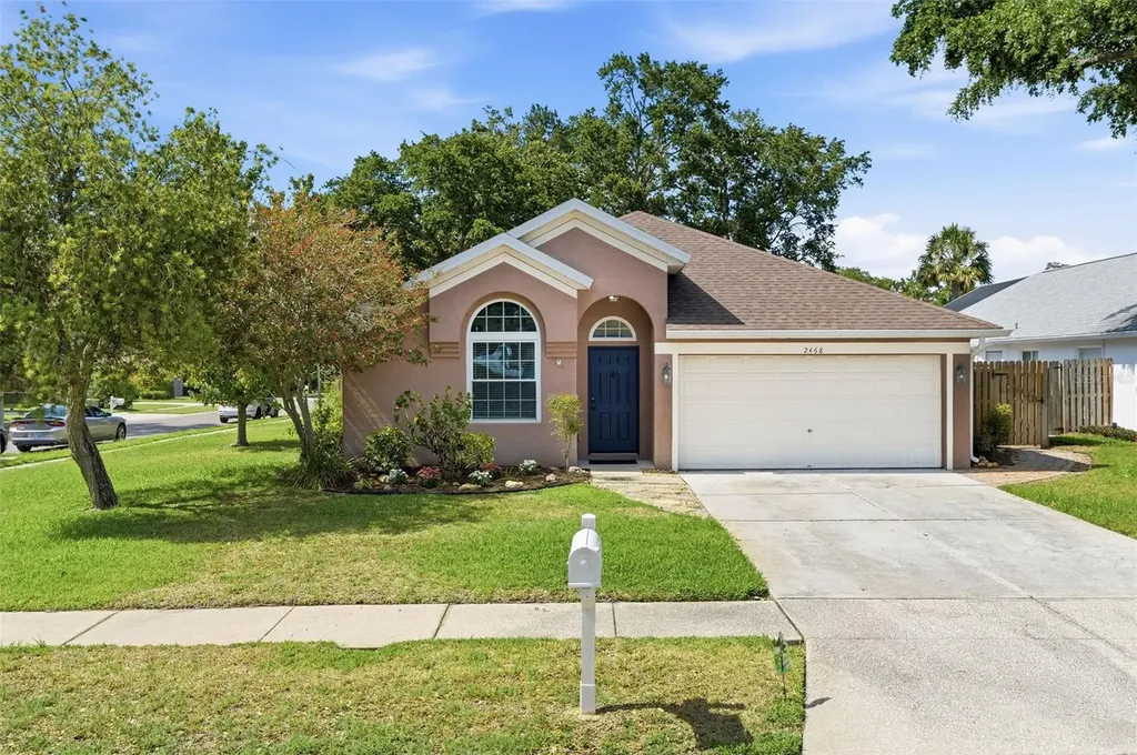 2468 Hidden Pines Lane Clearwater FL 33761