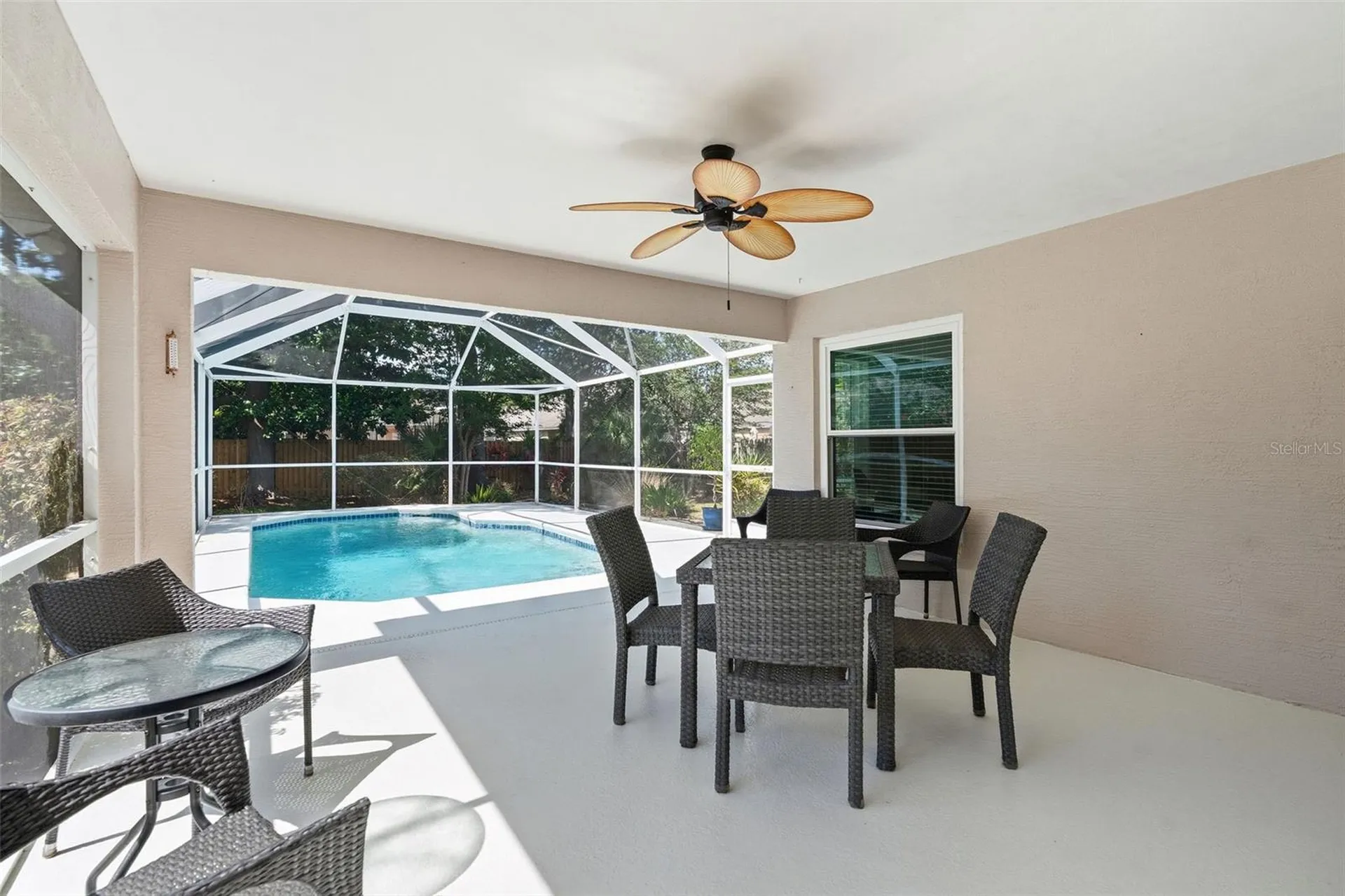 2468 Hidden Pines Lane Clearwater FL 33761