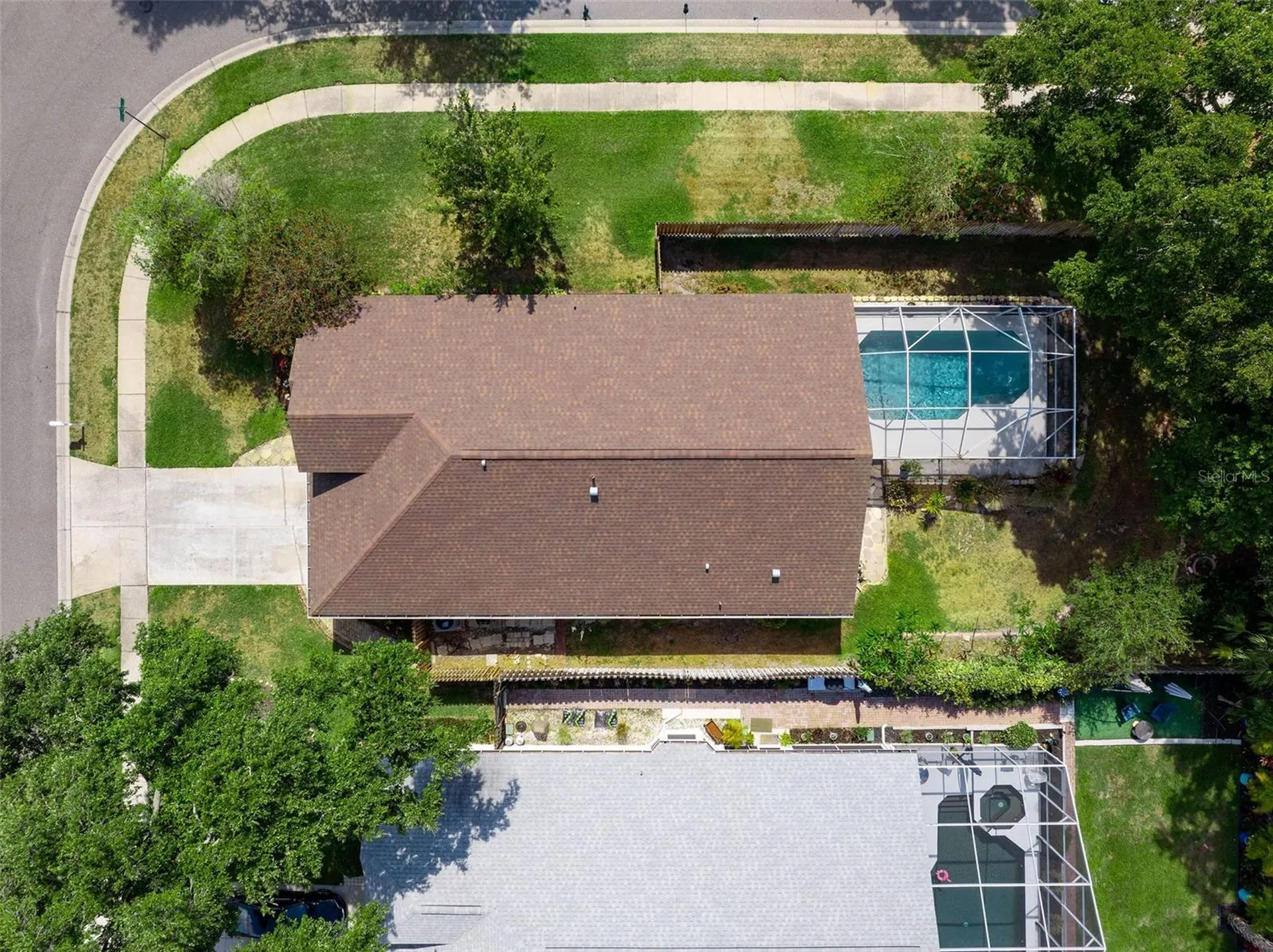 2468 Hidden Pines Lane Clearwater FL 33761