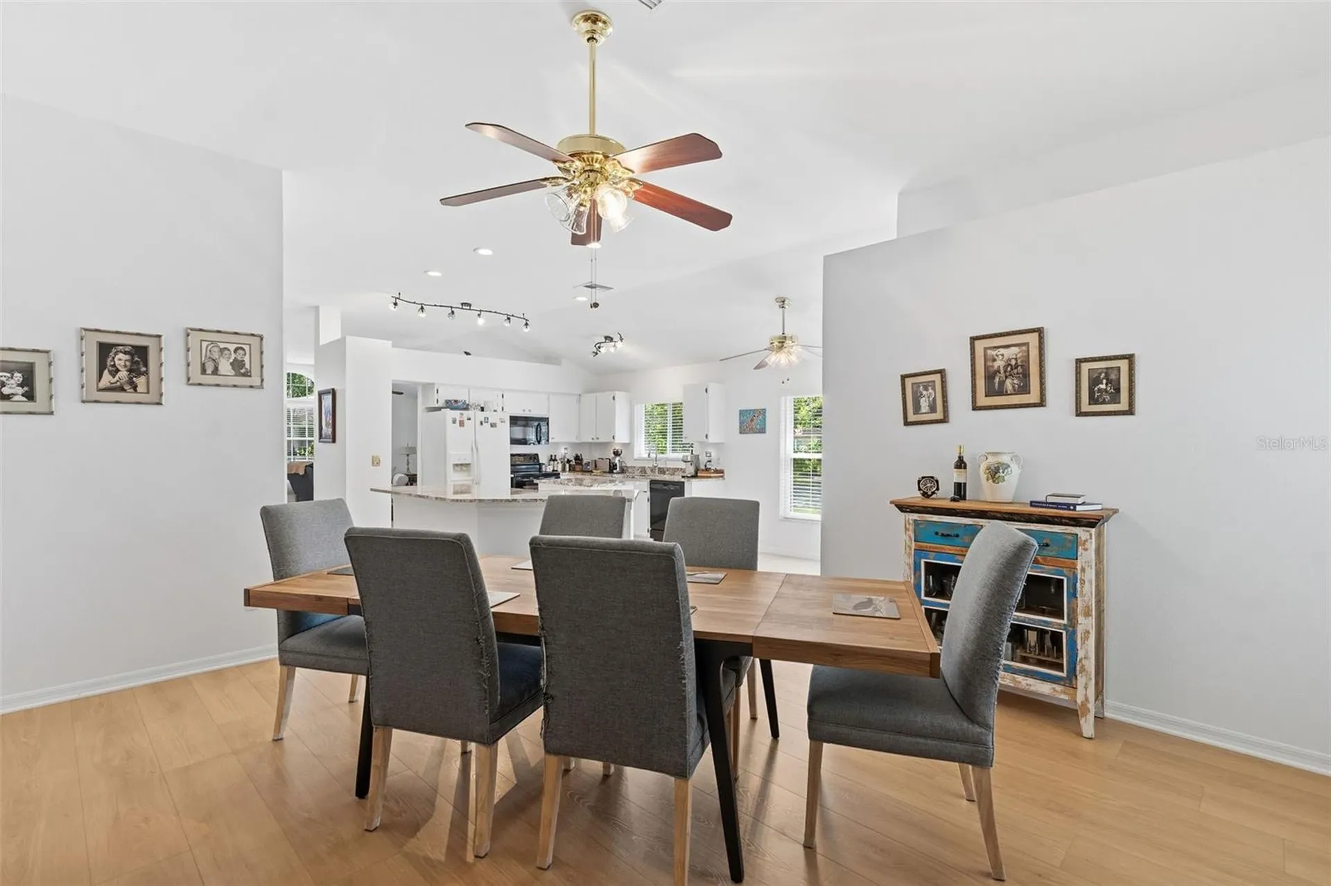 2468 Hidden Pines Lane Clearwater FL 33761