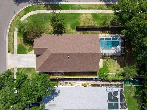 2468 Hidden Pines Lane Clearwater FL 33761