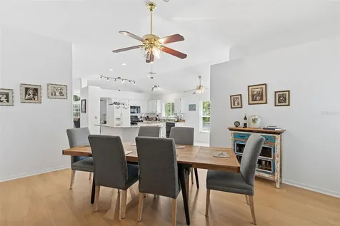 2468 Hidden Pines Lane Clearwater FL 33761