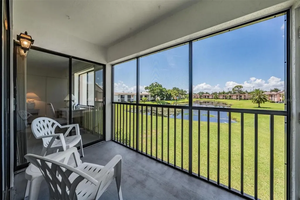 112 Lakeview Place Oldsmar FL 34677