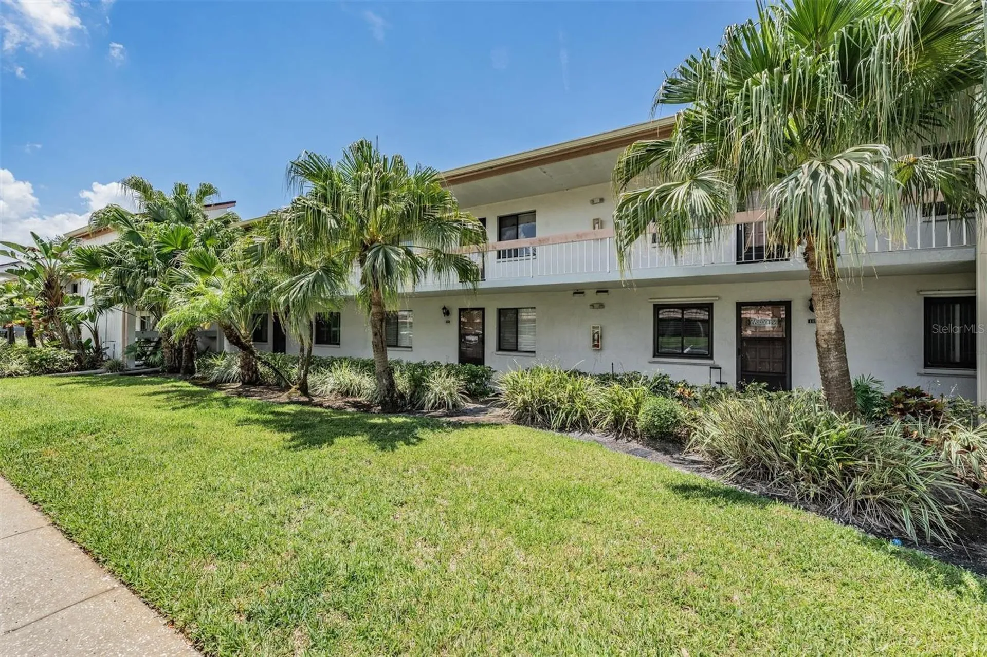 112 Lakeview Place Oldsmar FL 34677
