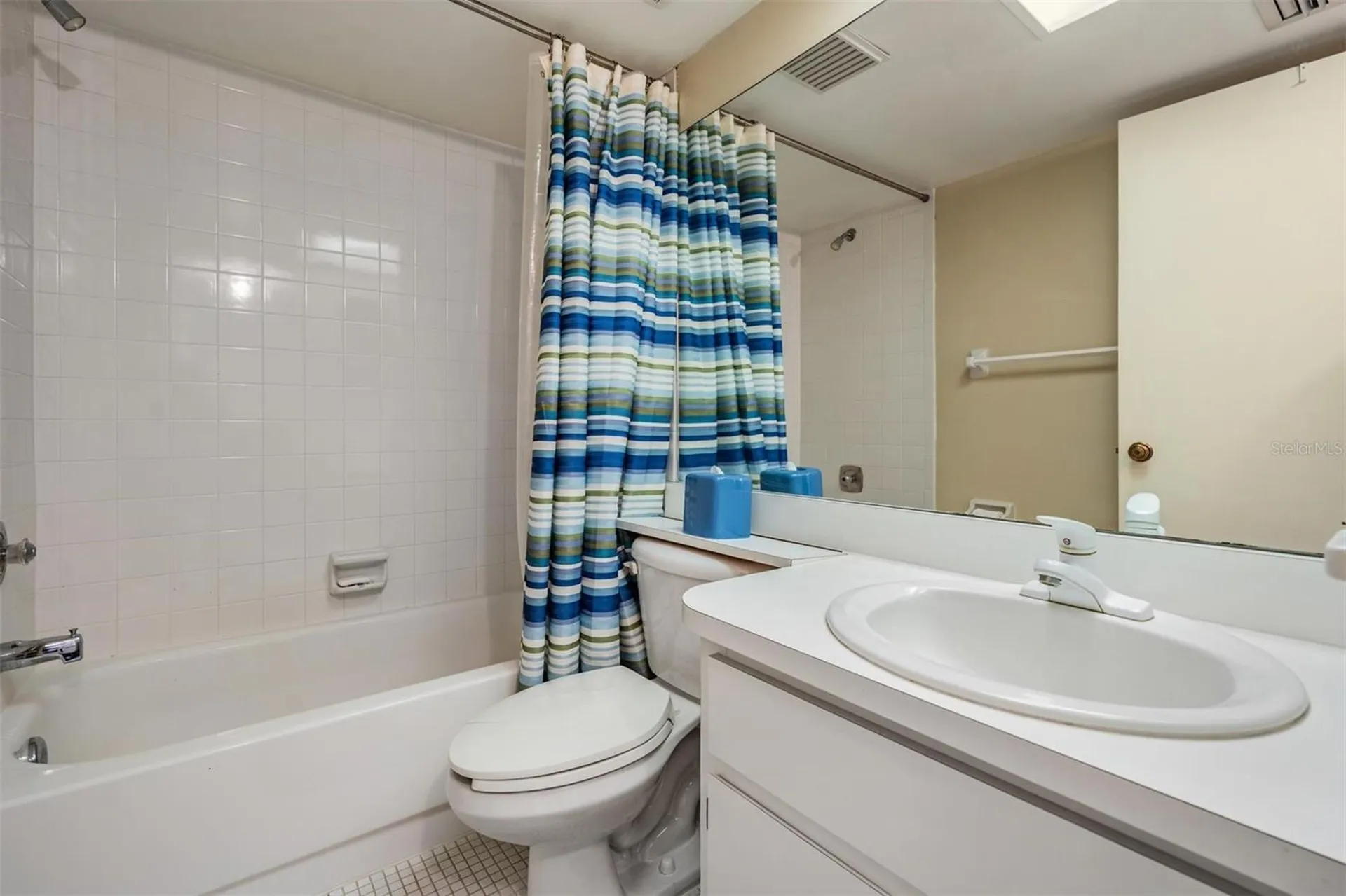 112 Lakeview Place Oldsmar FL 34677