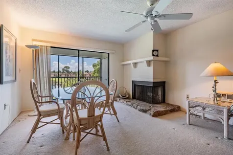 112 Lakeview Place Oldsmar FL 34677