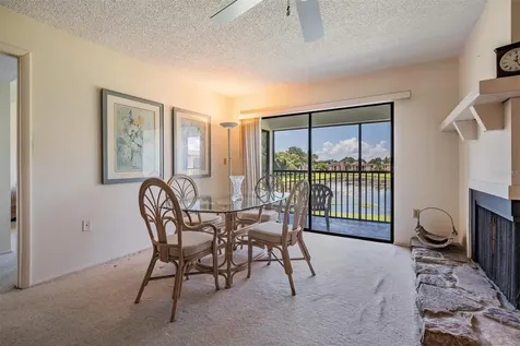 112 Lakeview Place Oldsmar FL 34677