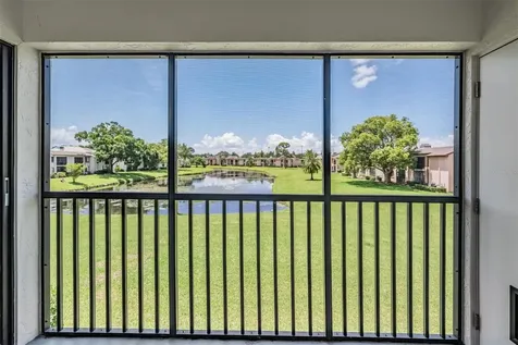 112 Lakeview Place Oldsmar FL 34677