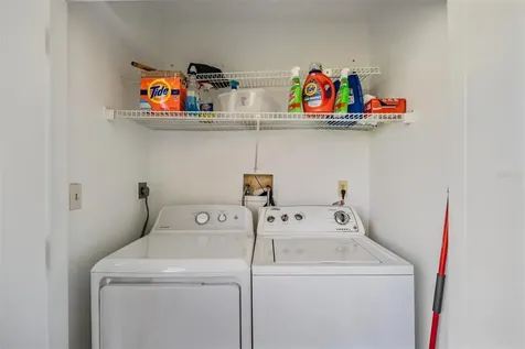 112 Lakeview Place Oldsmar FL 34677