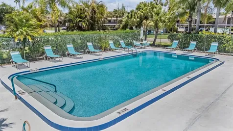 112 Lakeview Place Oldsmar FL 34677