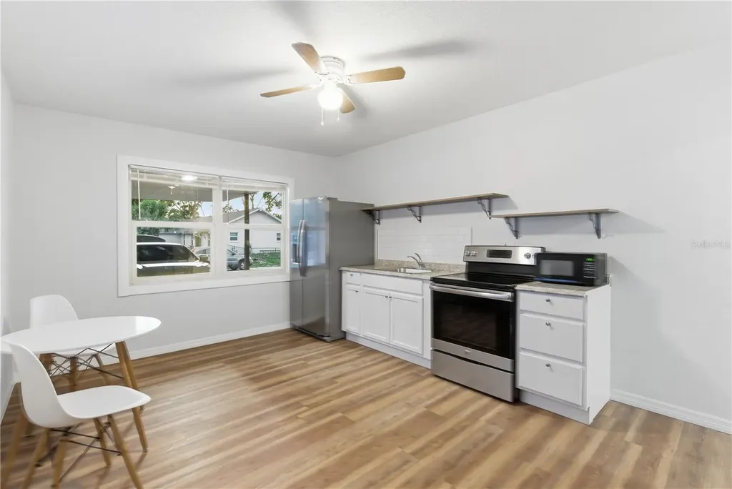 8607 May Circle Tampa FL 33614