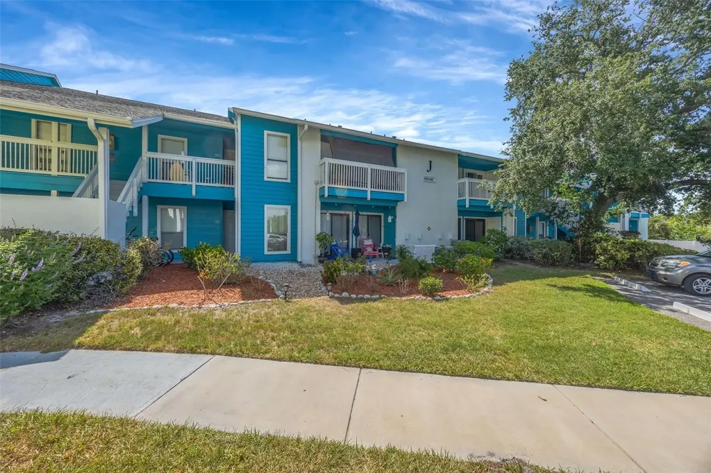 455 Alt 19 S Palm Harbor FL 34683