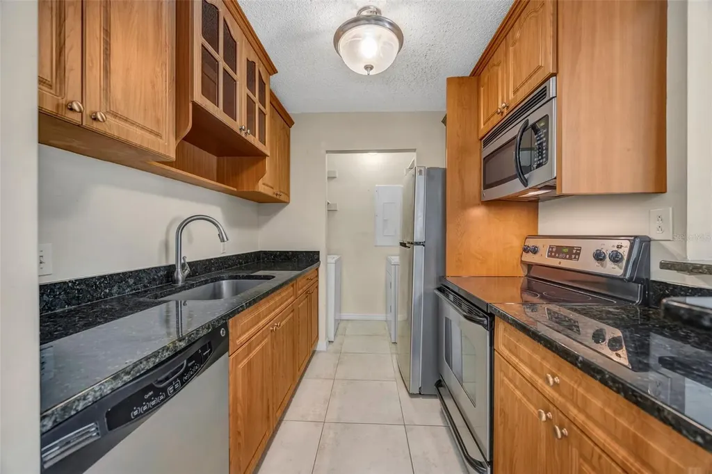 455 Alt 19 S Palm Harbor FL 34683