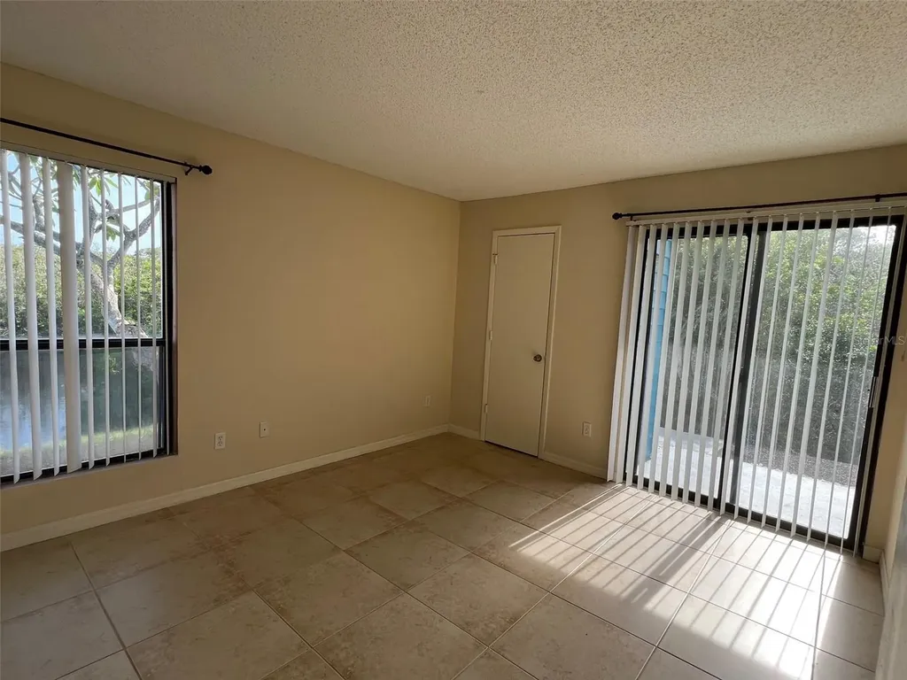 455 Alt 19 S Palm Harbor FL 34683
