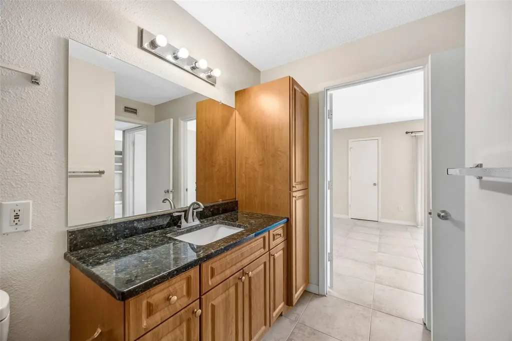 455 Alt 19 S Palm Harbor FL 34683