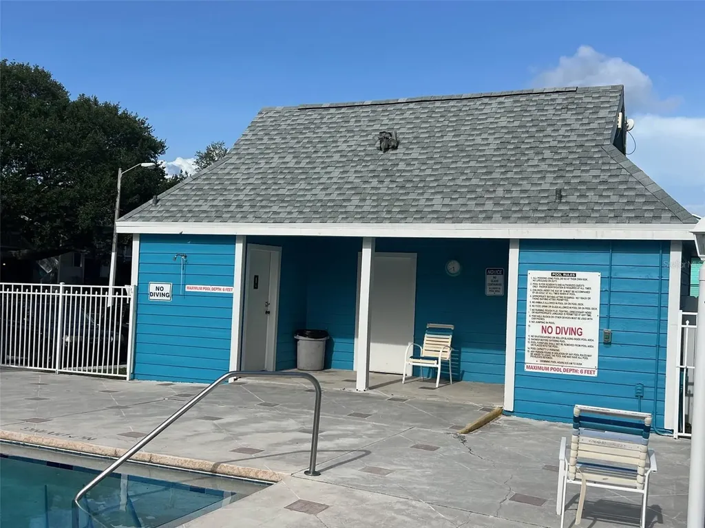 455 Alt 19 S Palm Harbor FL 34683