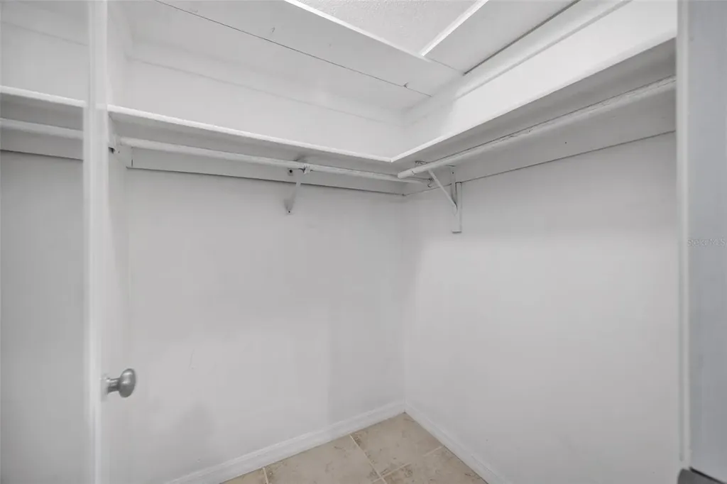 455 Alt 19 S Palm Harbor FL 34683