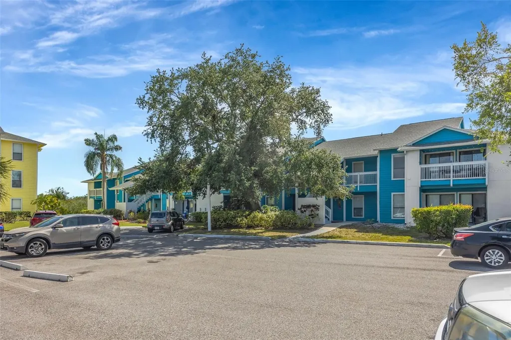 455 Alt 19 S Palm Harbor FL 34683