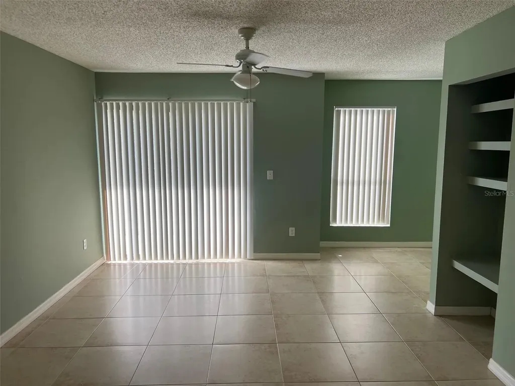 455 Alt 19 S Palm Harbor FL 34683