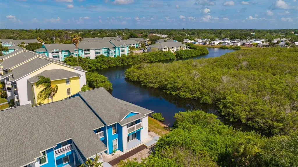 455 Alt 19 S Palm Harbor FL 34683