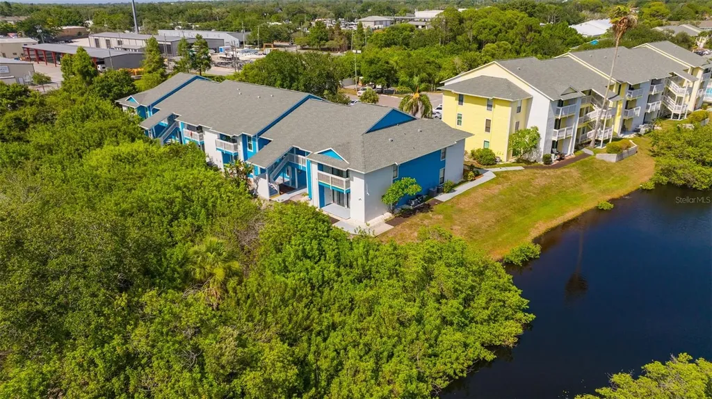 455 Alt 19 S Palm Harbor FL 34683