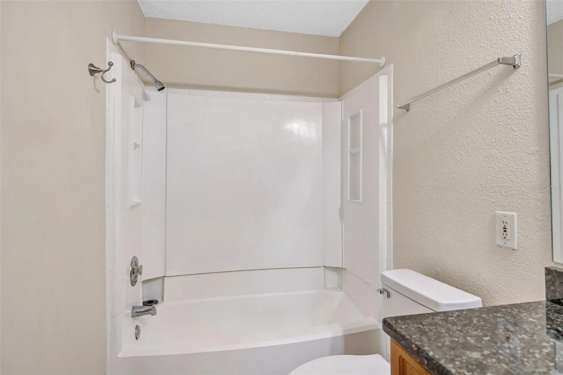 455 Alt 19 S Palm Harbor FL 34683