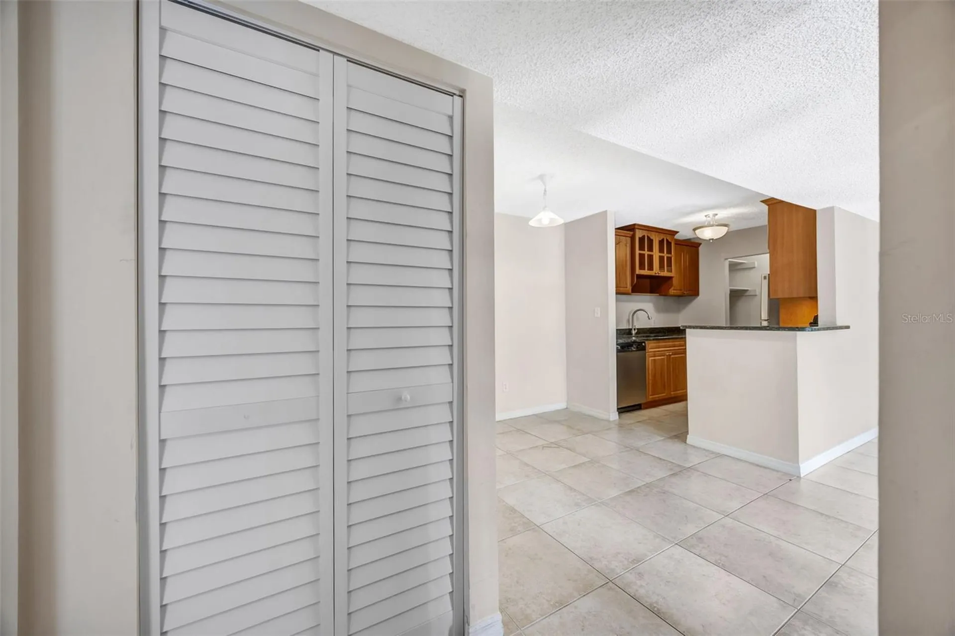 455 Alt 19 S Palm Harbor FL 34683