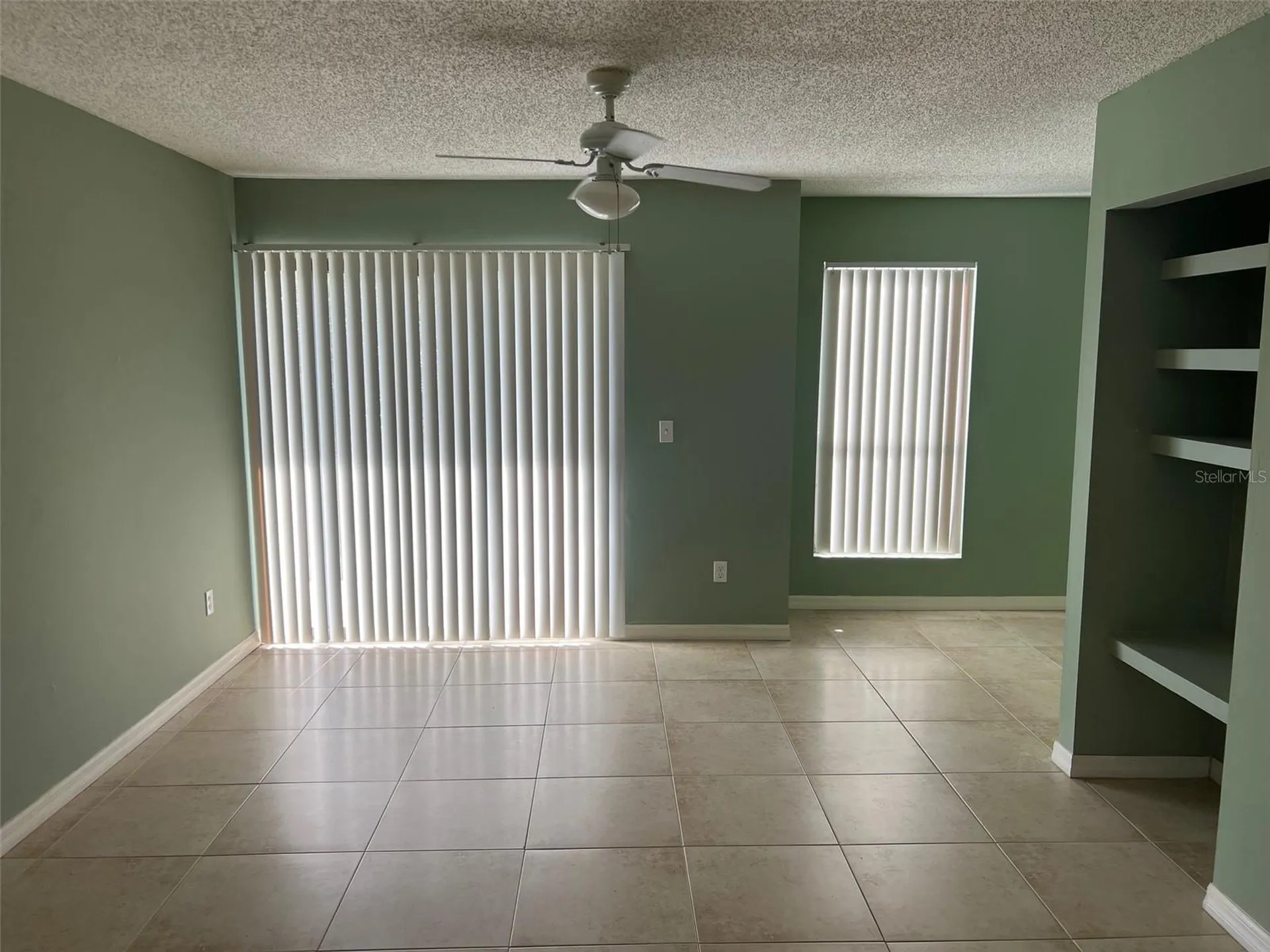 455 Alt 19 S Palm Harbor FL 34683