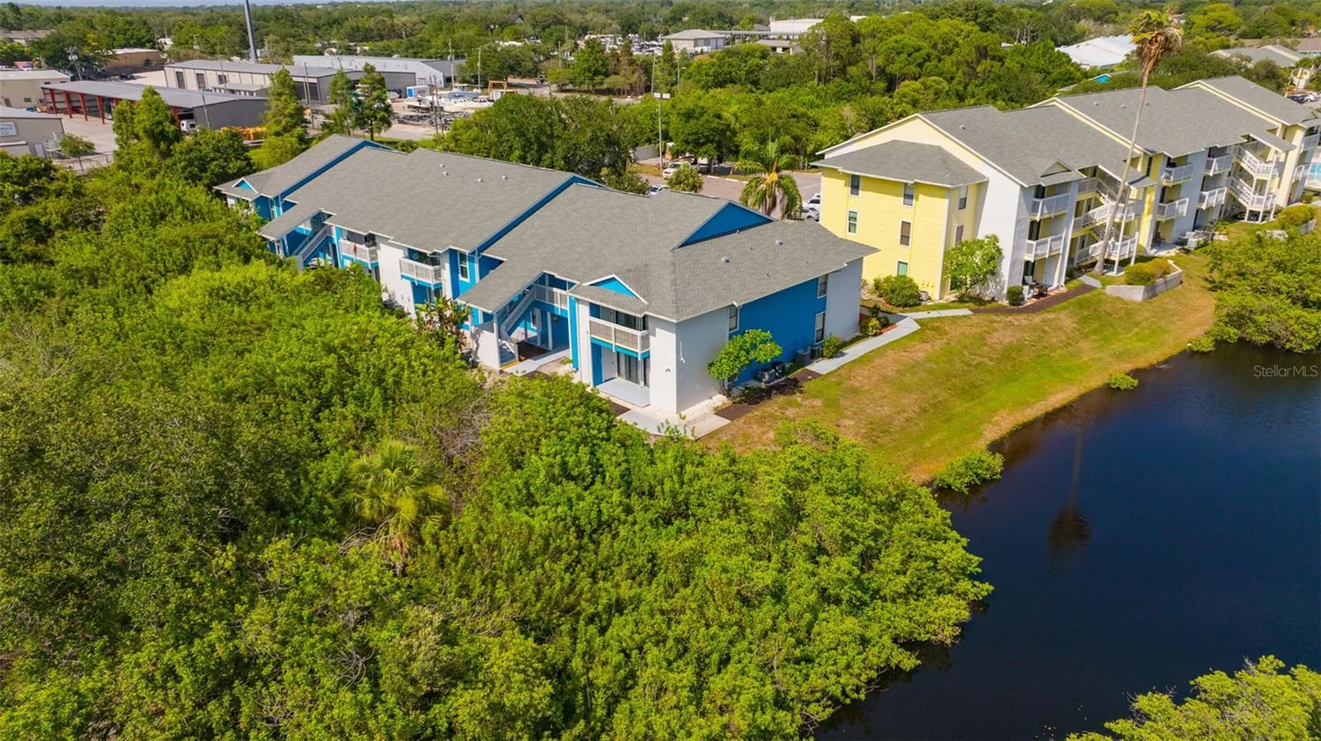 455 Alt 19 S Palm Harbor FL 34683