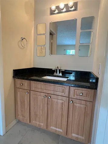455 Alt 19 S Palm Harbor FL 34683