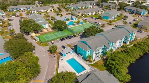 455 Alt 19 S Palm Harbor FL 34683