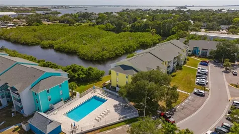 455 Alt 19 S Palm Harbor FL 34683