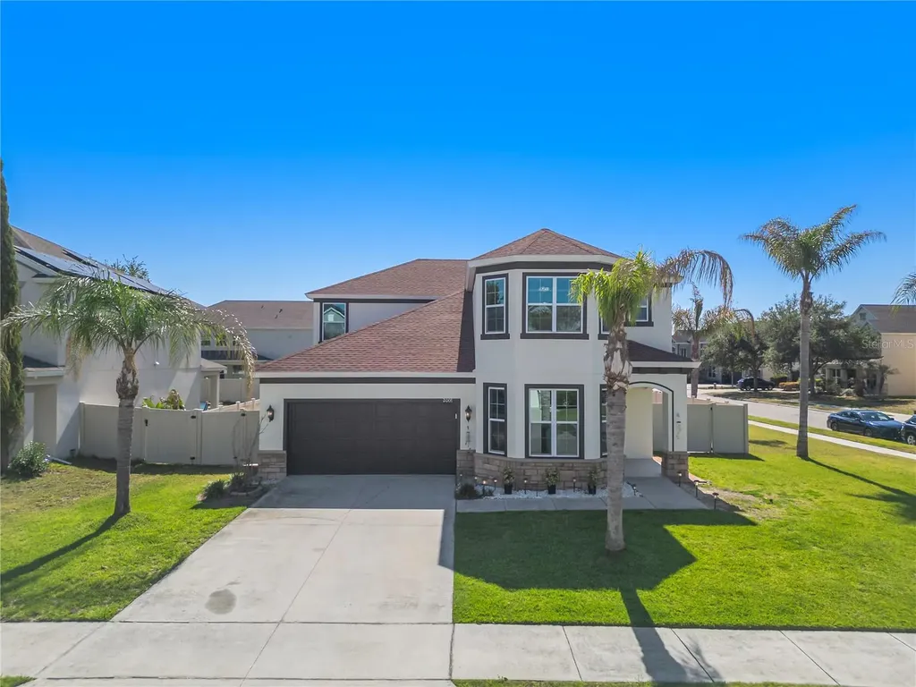 2001 Red Bluff Avenue Apopka FL 32712