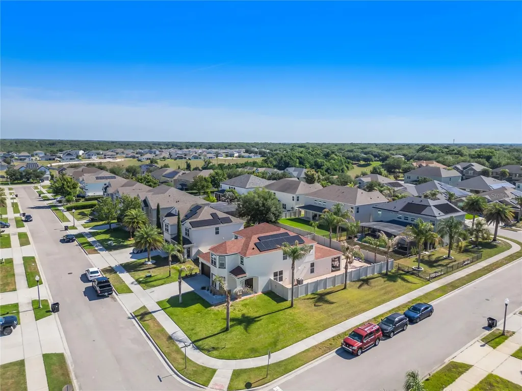 2001 Red Bluff Avenue Apopka FL 32712