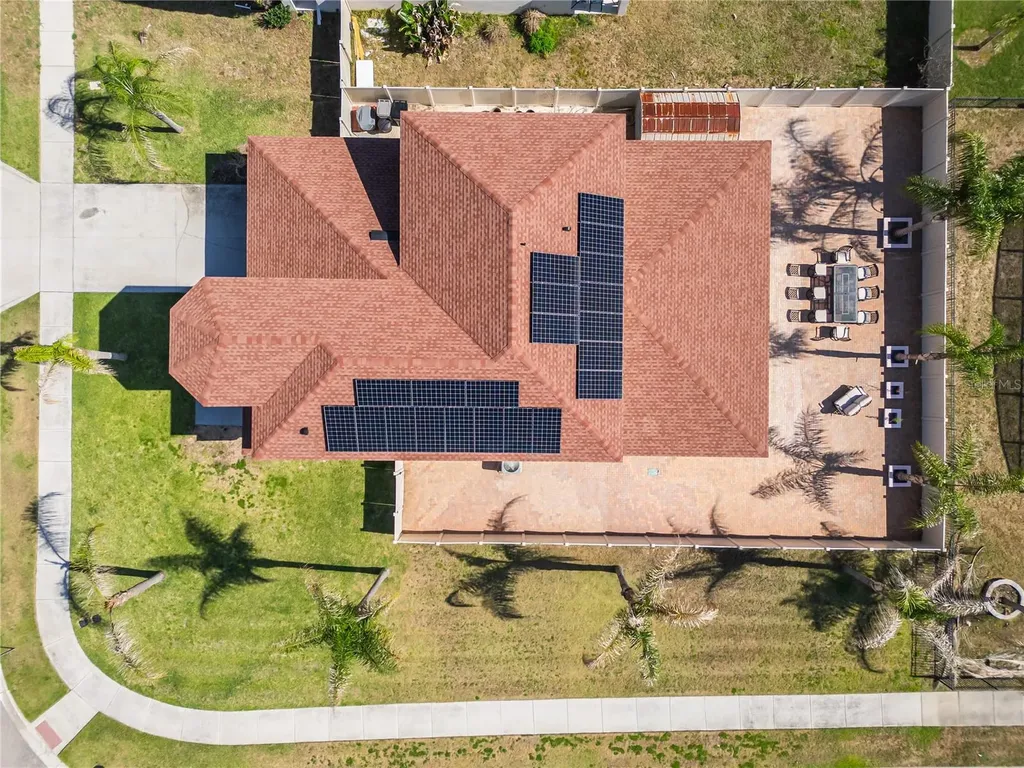 2001 Red Bluff Avenue Apopka FL 32712