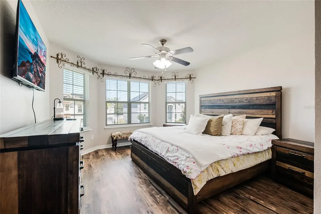 2001 Red Bluff Avenue Apopka FL 32712