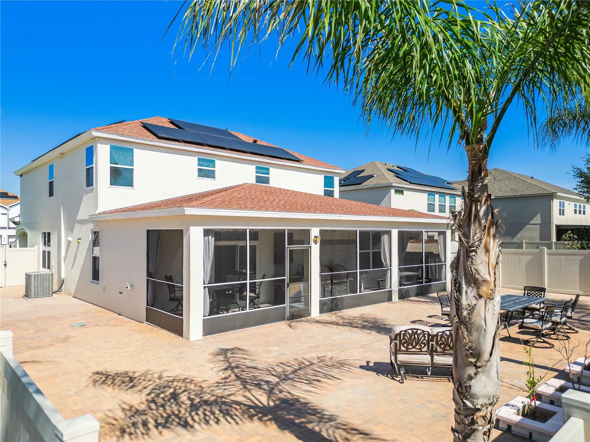 2001 Red Bluff Avenue Apopka FL 32712