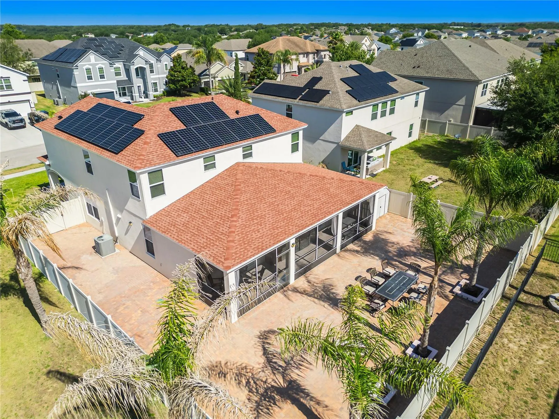 2001 Red Bluff Avenue Apopka FL 32712