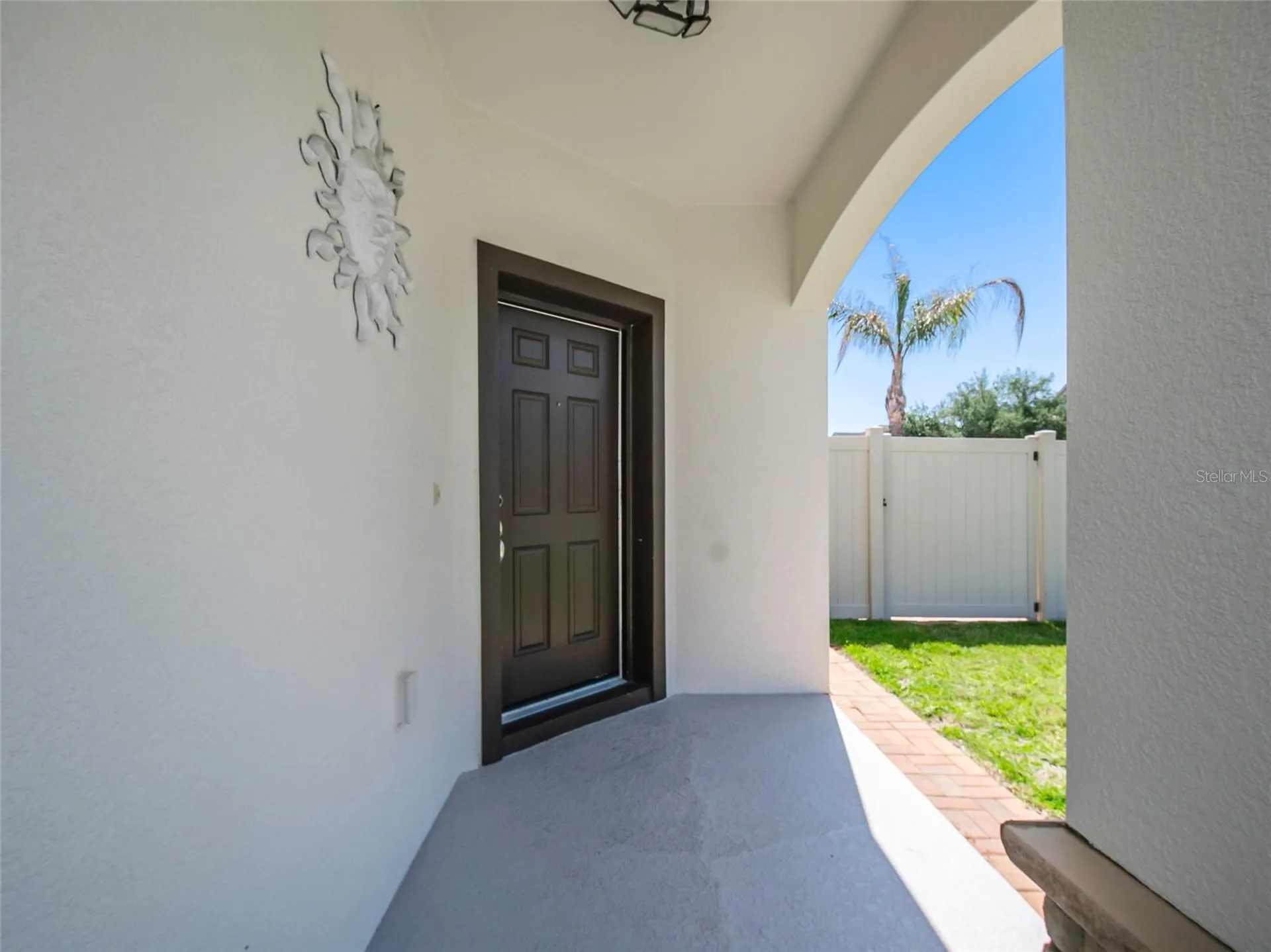 2001 Red Bluff Avenue Apopka FL 32712