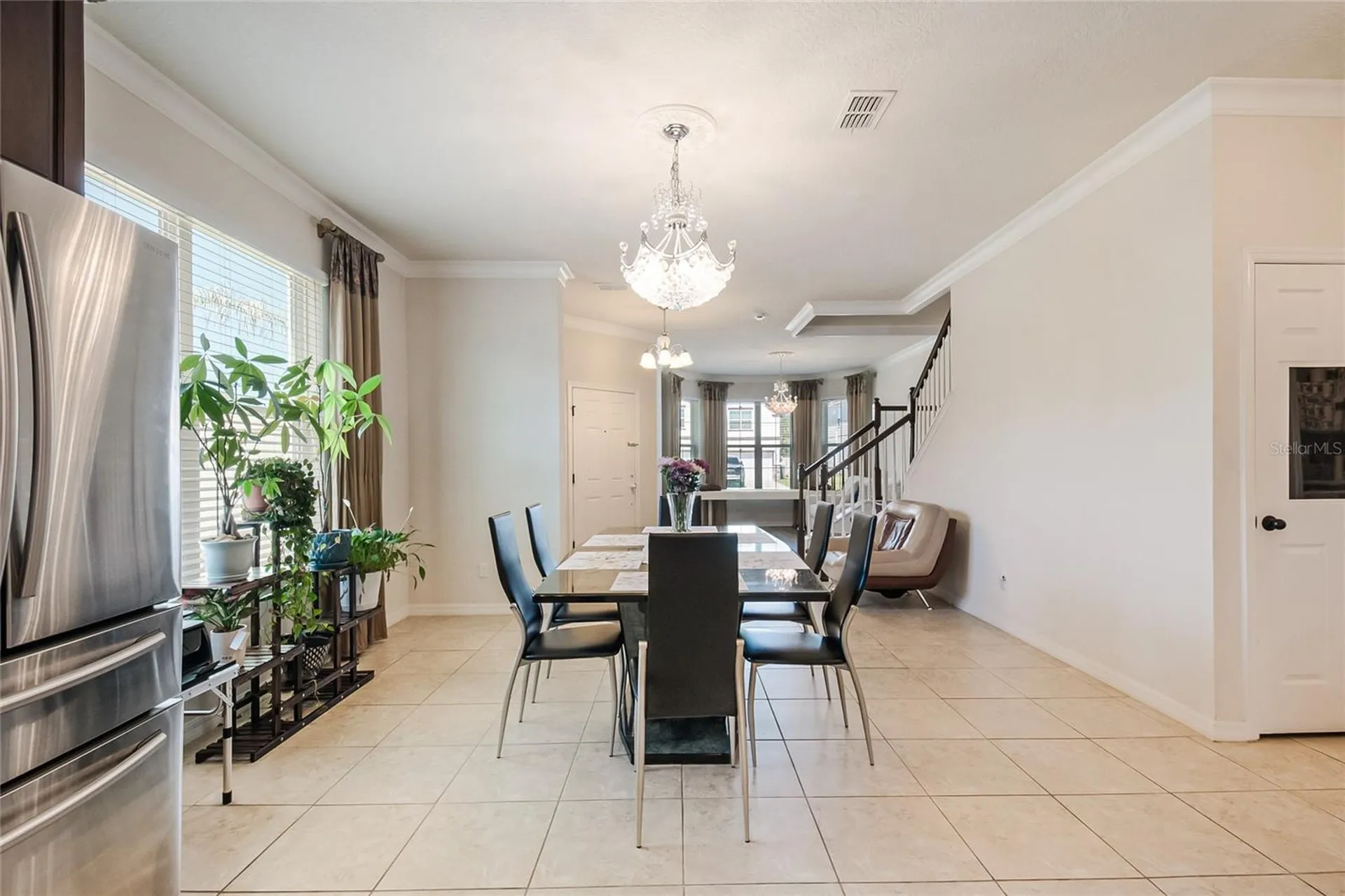 2001 Red Bluff Avenue Apopka FL 32712